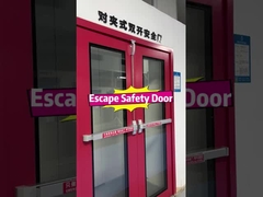 porte de la salle blanche