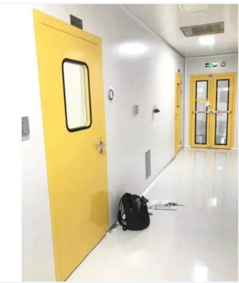 1.0mm cadre en acier galvanisé salle blanche porte pivotante pour laboratoire d'hôpital atelier